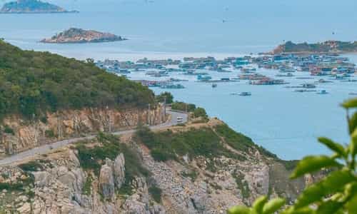 Tận Hưởng Kỳ Nghỉ Tuyệt Vời tại Đảo Bình Hưng Nha Trang