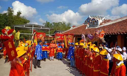 Discover the cultural beauty of Vam Lang Whale Worship Festival in Tien Giang