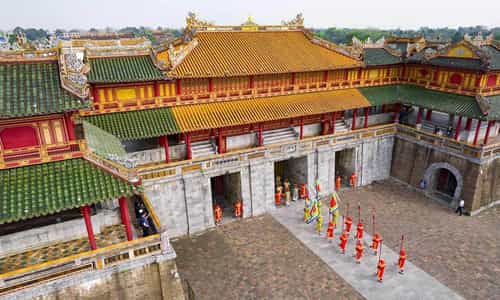 Huế "Cố đô mộng mơ"