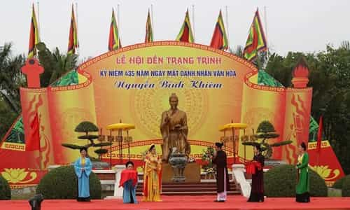 Thăm đền Trạng Trình Nguyễn Bỉnh Khiêm