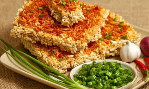 Cơm Cháy Ninh Bình – Đặc Sản Gắn Liền Với Hồn Cốt Đất Cố Đô
