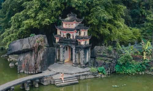 Thả Hồn Giữa Núi Rừng: Một Ngày Tại Chùa Bích Động