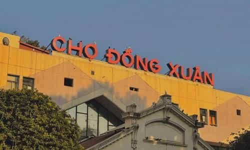 Dong Xuan Market: A Cultural and Culinary Exploration