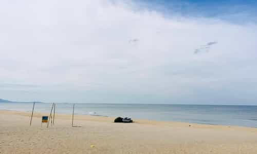 Biển Nhật Lệ: Thiên Đường Biển Xanh, Cát Trắng Của Quảng Bình