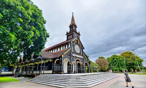Exploring the Wooden Church of Kon Tum: A Unique Gem of Vietnamese Architecture