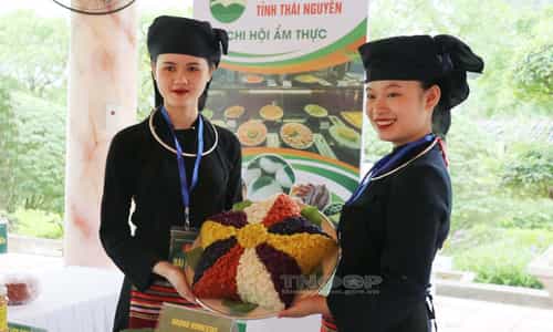 Về Định Hoá ăn xôi ngũ sắc – khám phá ẩm thực ATK