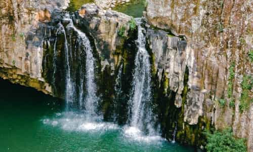 Vuc Hom Waterfall: Discover the Pristine Beauty that Captivates from the First Sight