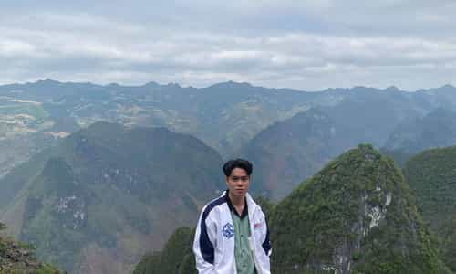Chinh Phục Mã Pì Lèng: Hành Trình Đến Vùng Đất Hùng Vĩ Của Hà Giang