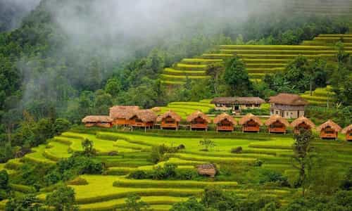 Ghé thăm ngôi làng với cái tên ai cũng phải tò mò