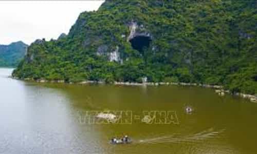 Bước Vào Thế Giới Huyền Bí của Động Mã Tiên Ninh Bình