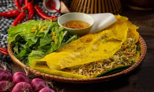 Banh Xeo Bong Dien Dien: The Unique Savory Pancake From Hau Giang