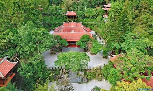 Khám Phá Chùa Huyền Không: Những Điều Bạn Chưa Biết Về Ngôi Chùa Đẹp Tại Huế