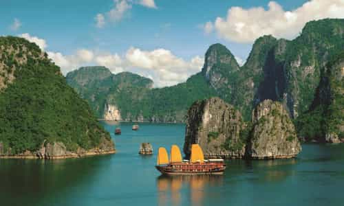Hòn Trống Mái: Biểu Tượng Tình Yêu Vĩnh Cửu Của Vịnh Hạ Long