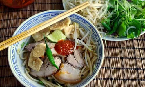 Cao Lầu - Đặc Sản Hội An