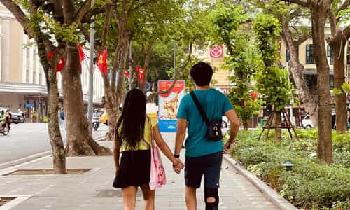 Exploring Hanoi Through the Senses