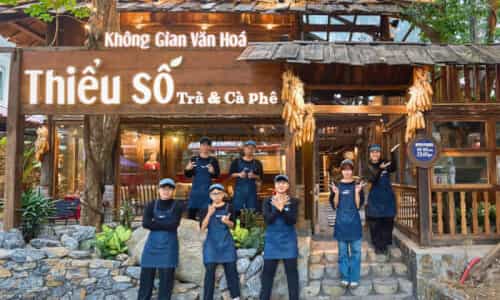 Check-In Cà Phê Thiểu Số – Background Triệu Like Tại Quảng Ninh