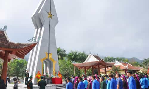 Du Ngoạn Quảng Ninh: Đừng Bỏ Lỡ Hành Trình Đến Pò Hèn