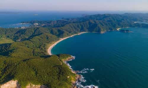 Trốn phố về với biển: Hành trình đến đảo Thanh Lân hoang sơ