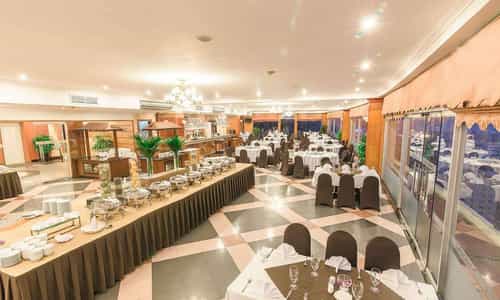 Panorama Hạ Long: Vừa Ăn Ngon, Vừa Ngắm Vịnh Biển Tuyệt Đẹp