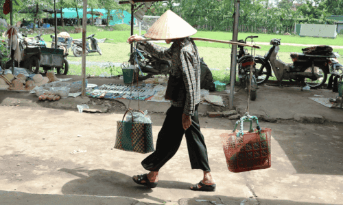Đừng Bỏ Lỡ Phiên Chợ Yên: Góc Quê Còn Lại Giữa Chốn Đô Thành