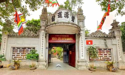 Bich Cau Dao Quan- 영성과 고대 건축을 탐구하는 여정