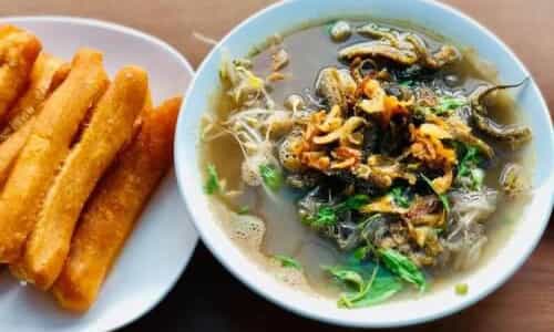Miến Lươn Chân Cầm – Hơn 30 Năm Giữ Vị Ngon Giữa Phố Cổ
