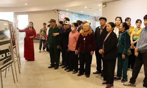 Hòa Mình Vào Lịch Sử: Triển Lãm Ảnh “Ninh Bình trong kháng chiến chống thực dân Pháp xâm lược