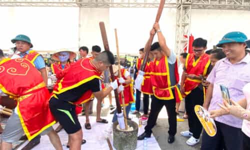 Lễ Hội Giã Bánh Giầy Khánh Lợi: Một Dịp Để Trở Về Cội Nguồn