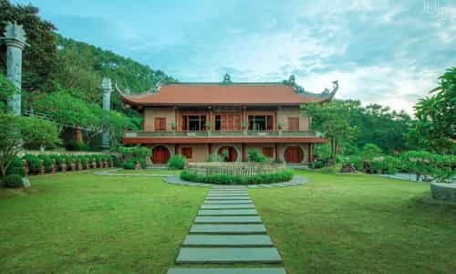 Hành Trình Tìm Về Bình Yên Ở Chùa Địa Tạng Phi Lai Tự