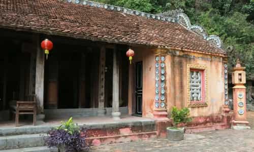 Vẻ Đẹp Huy Hoàng Của Nhà Cổ Ninh Sơn