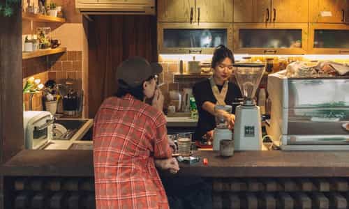 Sắc Màu Nghệ Thuật Và Hương Vị Cà Phê Độc Lạ Tại Mood Kafe Huế