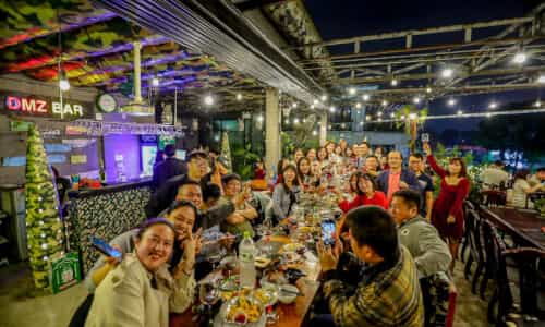 DMZ Bar Huế – Điểm Hẹn Sôi Động Bên Dòng Sông Hương