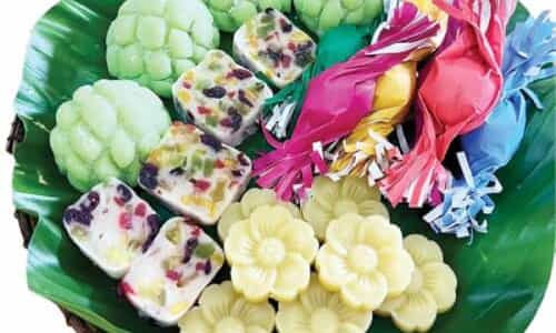 Bánh Pháp Lam: Vị Ngọt Lạ Với Sắc Màu Rực Rỡ