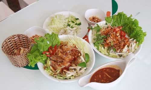 Bún Mắm Nêm Huế: Hương Vị Đặc Sắc Làm Nên Sự Kỳ Diệu Của Món Ăn Này