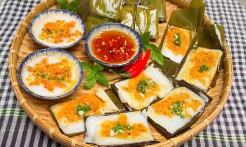 Đến Huế, Nhớ Thưởng Thức Bánh Nậm Mềm Mượt, Đậm Đà