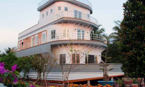 Độc Lạ Miền Tây: Mục Sở Thị "Du Thuyền Trên Cạn" Của Lão Nông Mang Thít