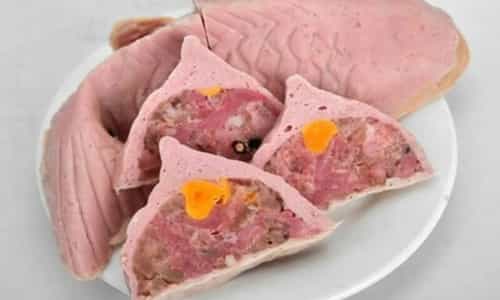 Đặc Sản Chả Hoa Năm Thụy: Hương Vị Lôi Cuốn Ăn Hoài Không Thấy Ngán