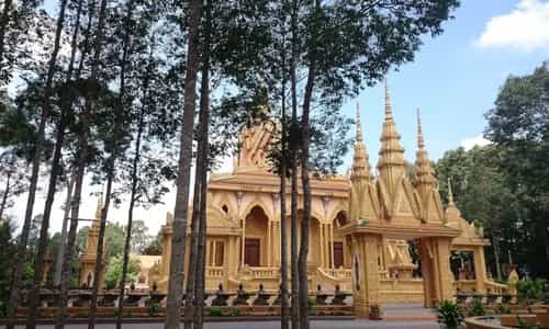 Ngỡ Ngàng Trước Tượng Phật Nằm Khổng Lồ Tại Chùa Vàm Ray