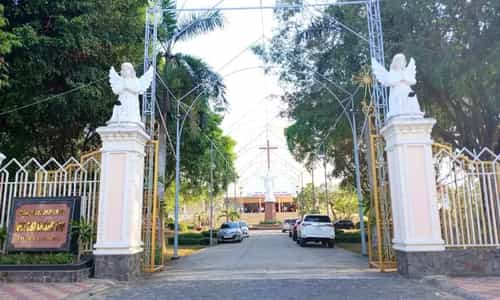 Check-in Ngay Ngôi Thánh Đường Mang Vẻ Đẹp Phương Tây Hoa Lệ Tại Vĩnh Long