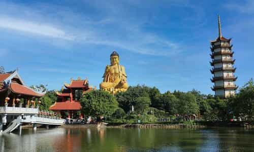 Đền Ứng Thiên: Điểm Đến Tâm Linh Tựa Sơn Đạp Thủy Tuyệt Đẹp