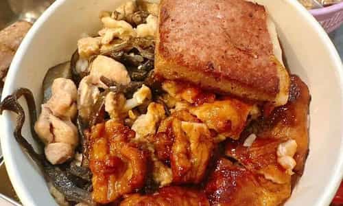 Tâm Xôi Kim Liên: Ăn Một Lần Là Nhớ Mãi Hương Vị Thịt Kho