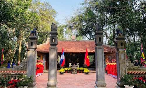 Ghé Thăm Ngôi Đền Thờ Công Chúa Lào Duy Nhất Tại Ninh Bình
