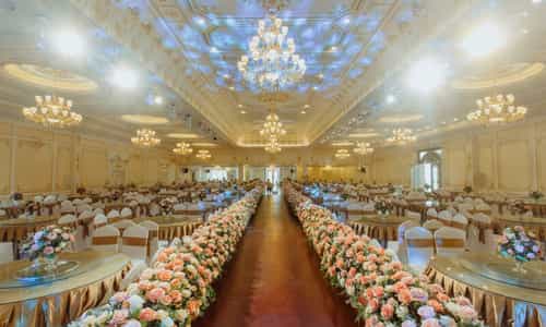 Ngọc Sơn Palace: Khám Phá "Cung Điện" Ẩm Thực Lộng Lẫy Bậc Nhất Phủ Lý