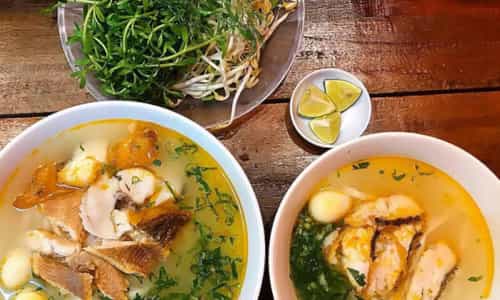 Bánh Canh Cá Lóc Thủy Dương: Hương Vị Trứ Danh Nhất Định Phải Thử Khi Đến Huế