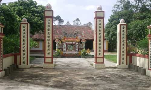 Đình Làng Lương Quán: Nơi Thời Gian Ngừng Lại Bên Dòng Hương