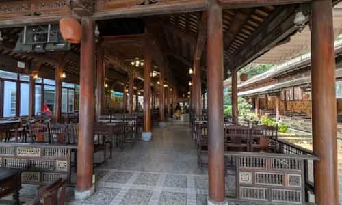 Nhà Hàng Gạo Huế - Hương Vị Cơm Nhà Trong Không Gian Nhà Rường Cổ