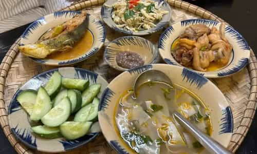 Ghé Thăm Hồi Nớ - Góc Nhỏ Bình Yên Lưu Giữ Ký Ức Xưa Cũ