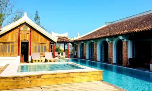 Ngỡ Ngàng Vẻ Đẹp Giao Thoa Pháp Việt Tại Villa Louise Beach Resort