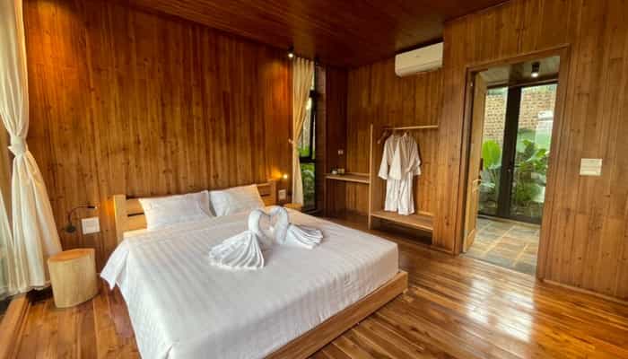 Deluxe Room 4