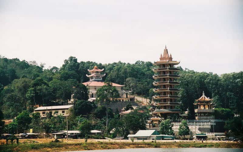 Những ngôi chùa linh thiêng nhất Việt Nam